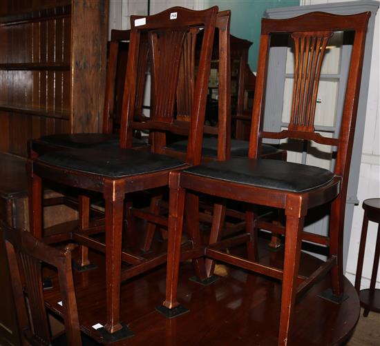 Set of 6 dining chairs (1920)